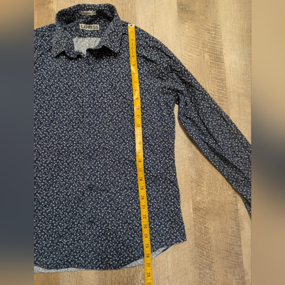 Express Men's Navy Blue Patterned Button Down Shi… - image 4